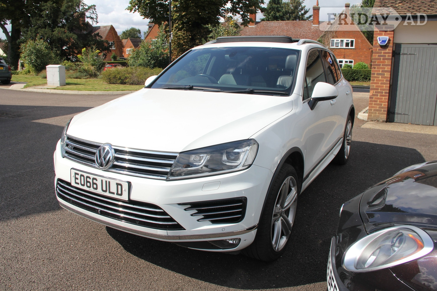 Volkswagen Touareg 2016 - Cars