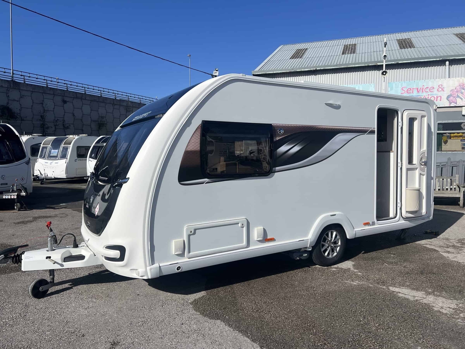 Swift Conqueror 480 2018 - Motorhomes & Caravans