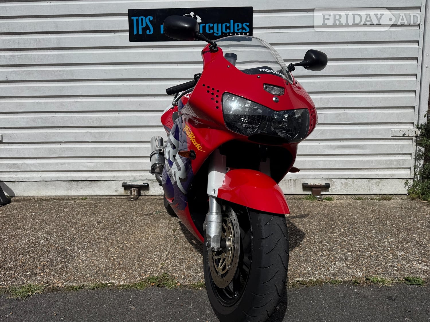 Honda CBR 1999 - Motorbikes, Scooters & Quads in Eastbourne