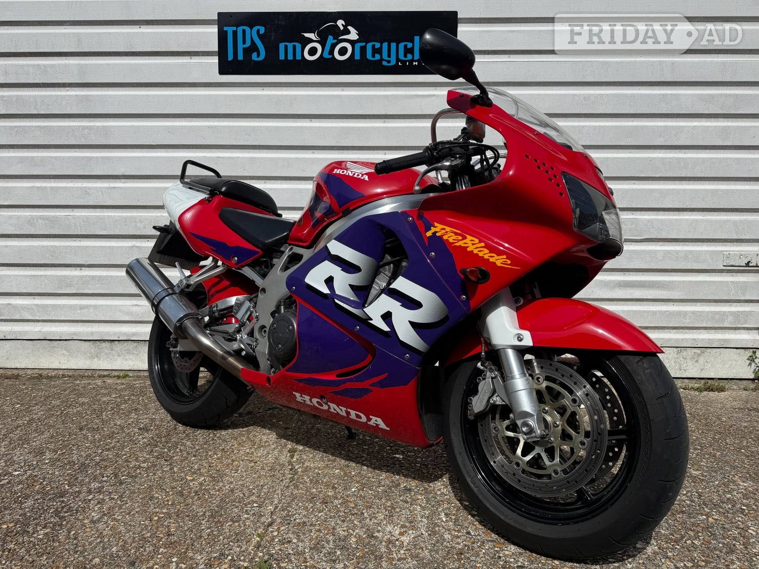 Honda CBR 1999 - Motorbikes, Scooters & Quads