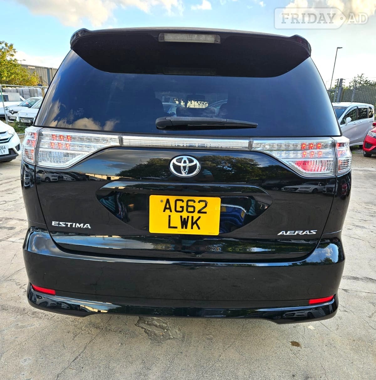 Toyota Estima 2012 - Cars