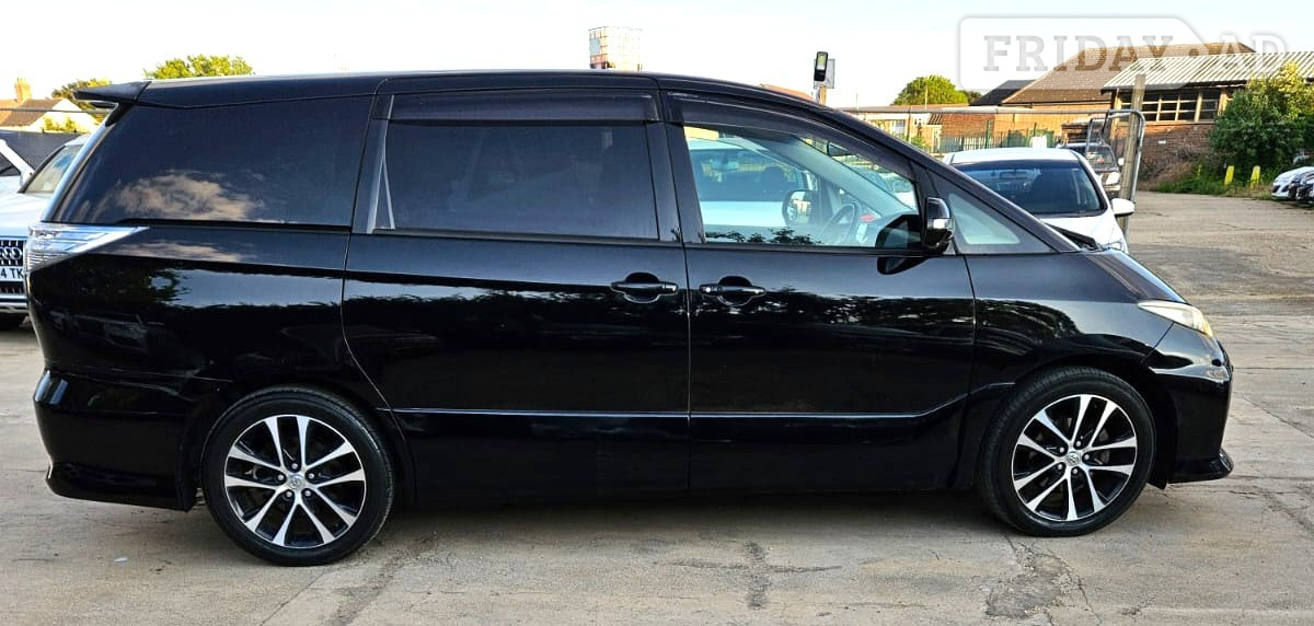 [ berth ]Toyota Estima
