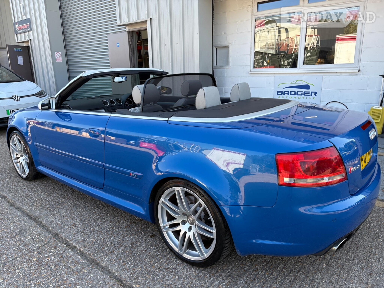 [ berth ]Audi RS4 Cabriolet