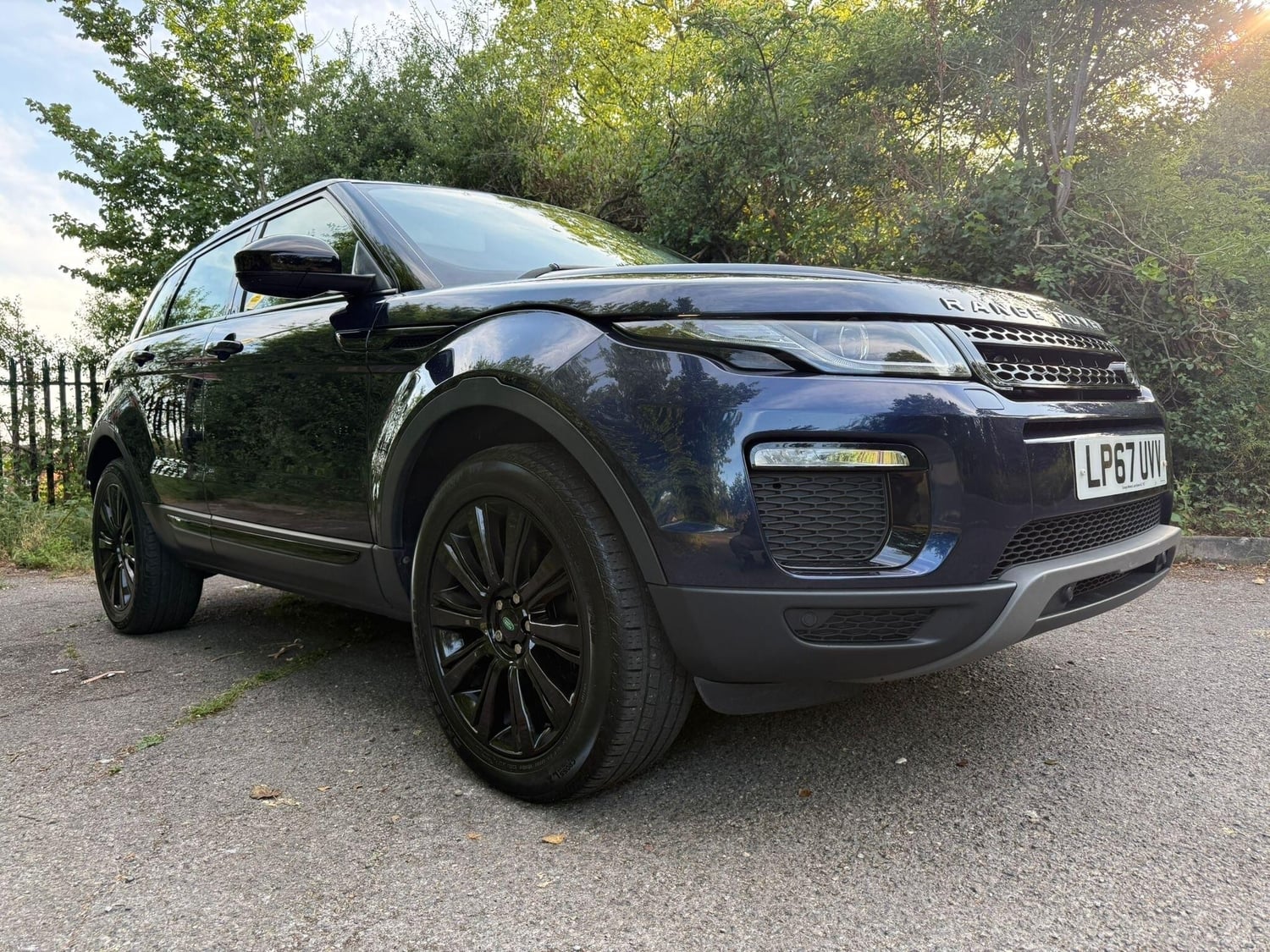 Land Rover Range Rover Evoque 2018 - Cars in Hayes