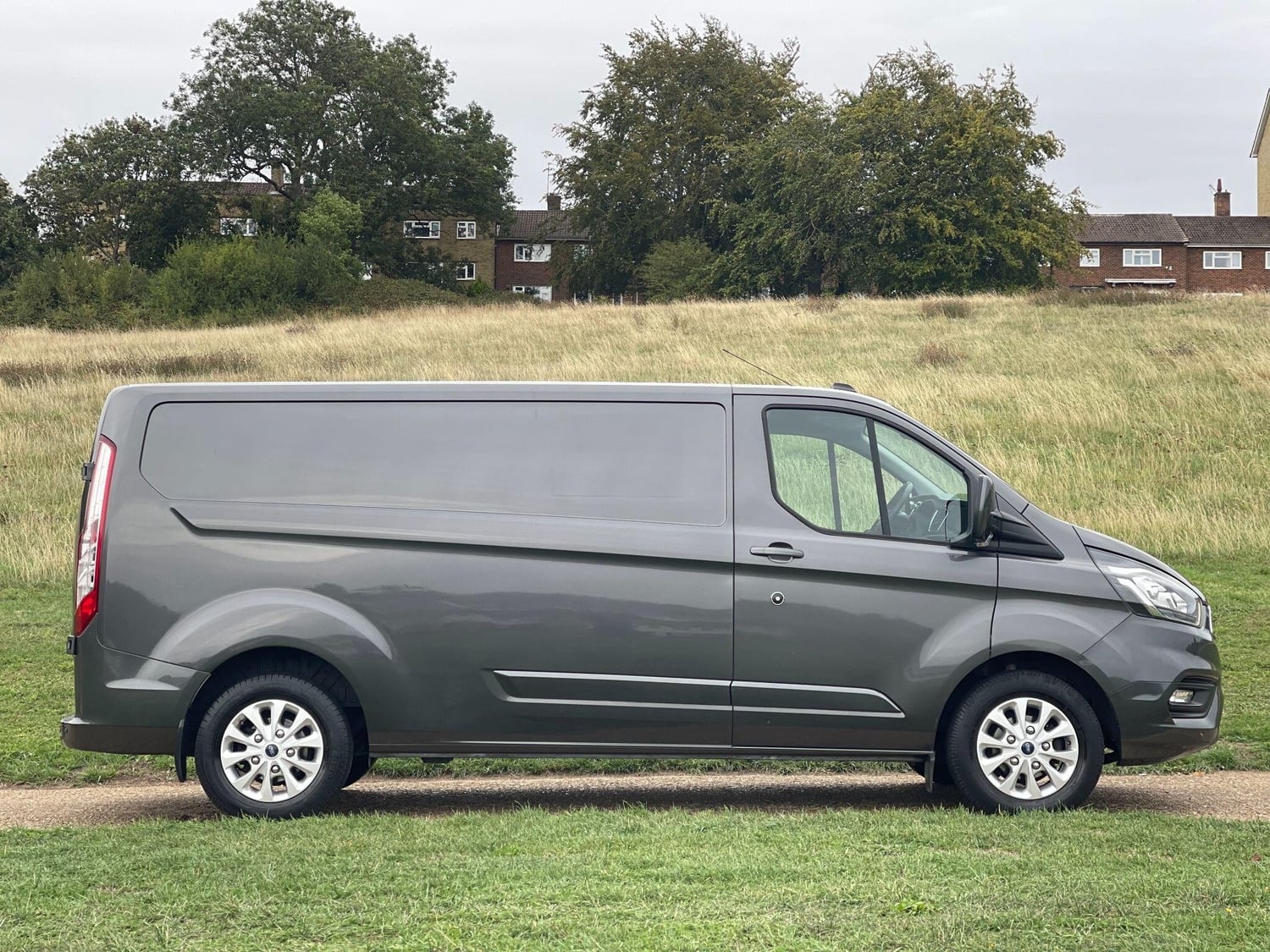 Ford Transit Custom 2020 - Vans & Commercial Vehicles in Hemel Hempstead