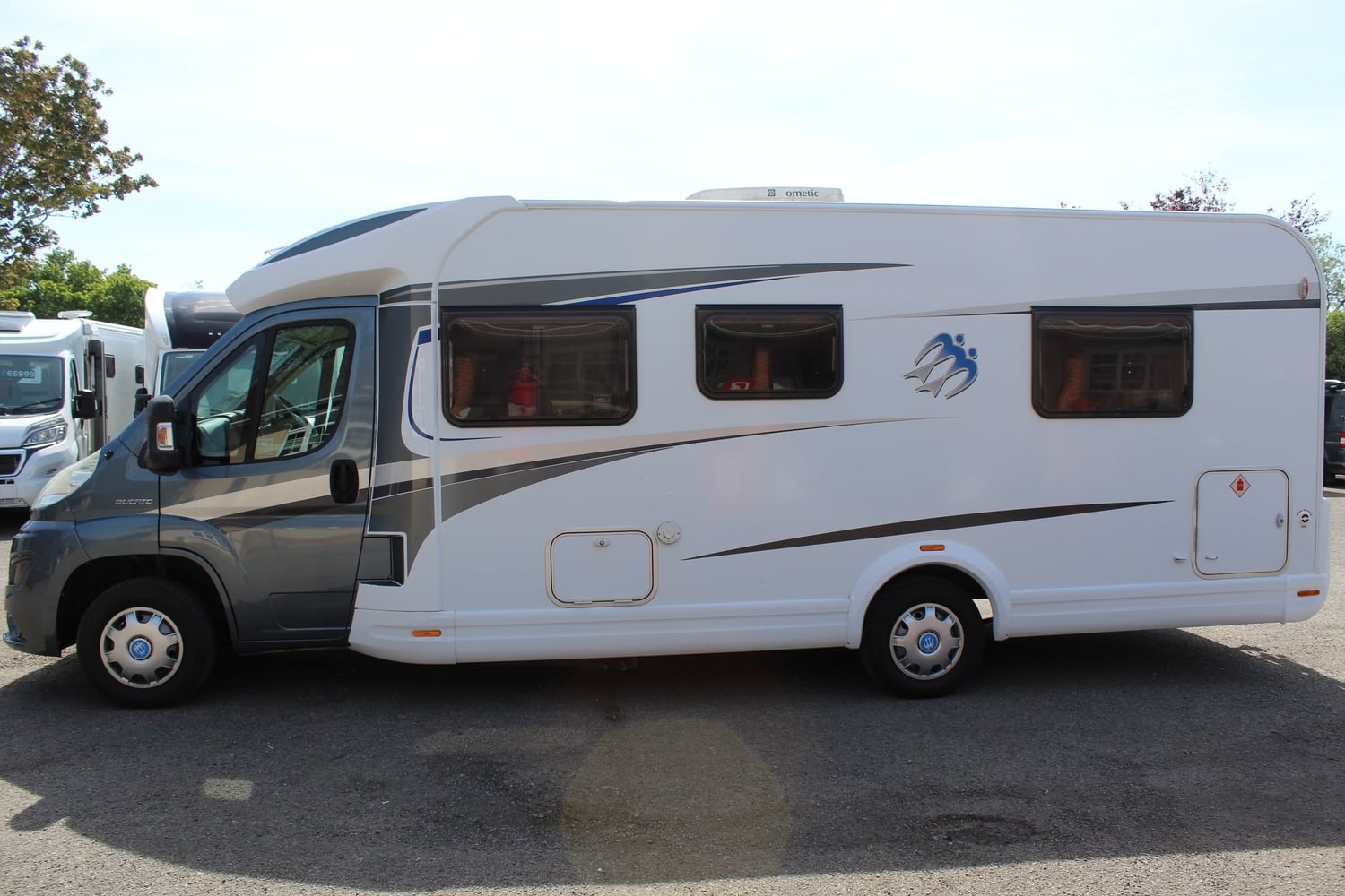 Knaus Sky TI 700 2013 - Motorhomes & Caravans in Gloucester