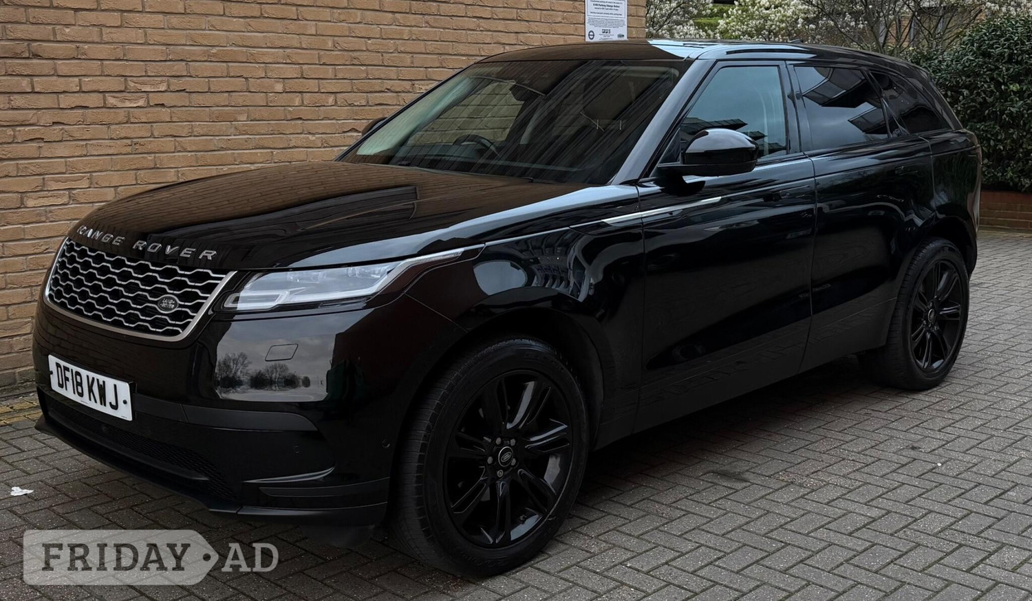 Land Rover Range Rover Velar 2018 - Cars in Willesden