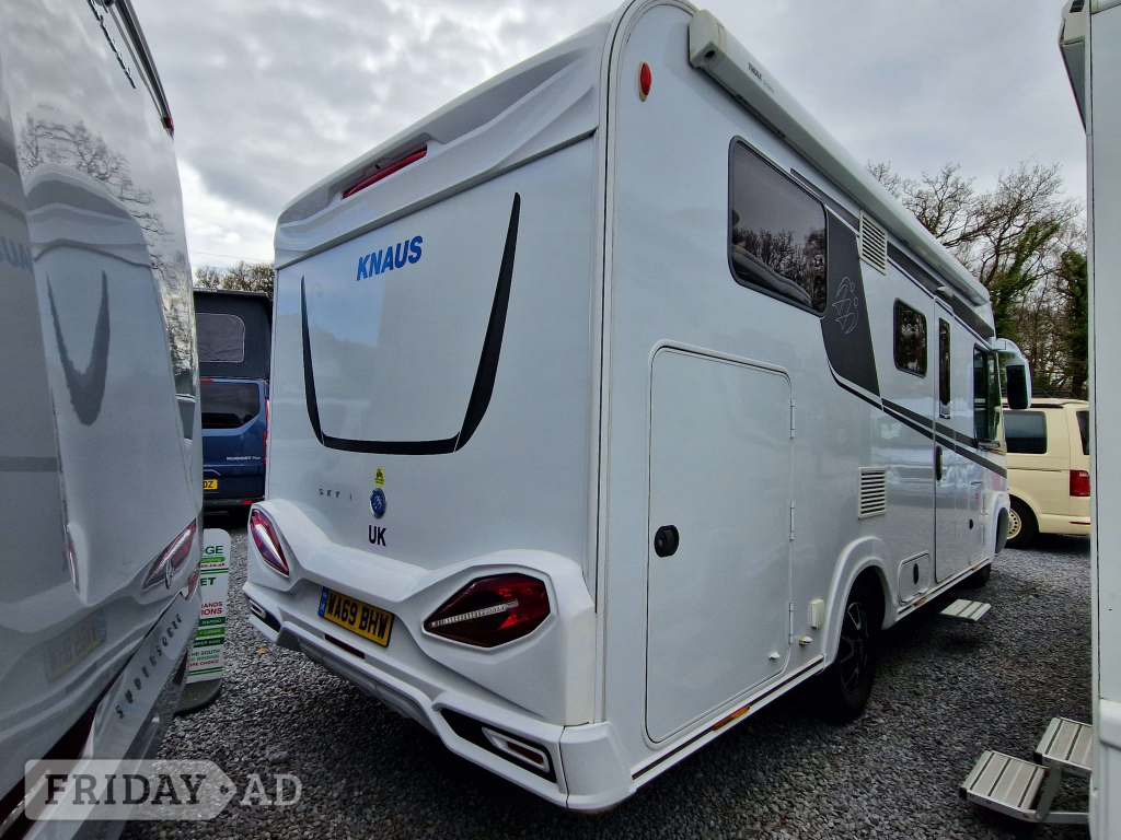 [5 berth ]Knaus Sky i 700 LG