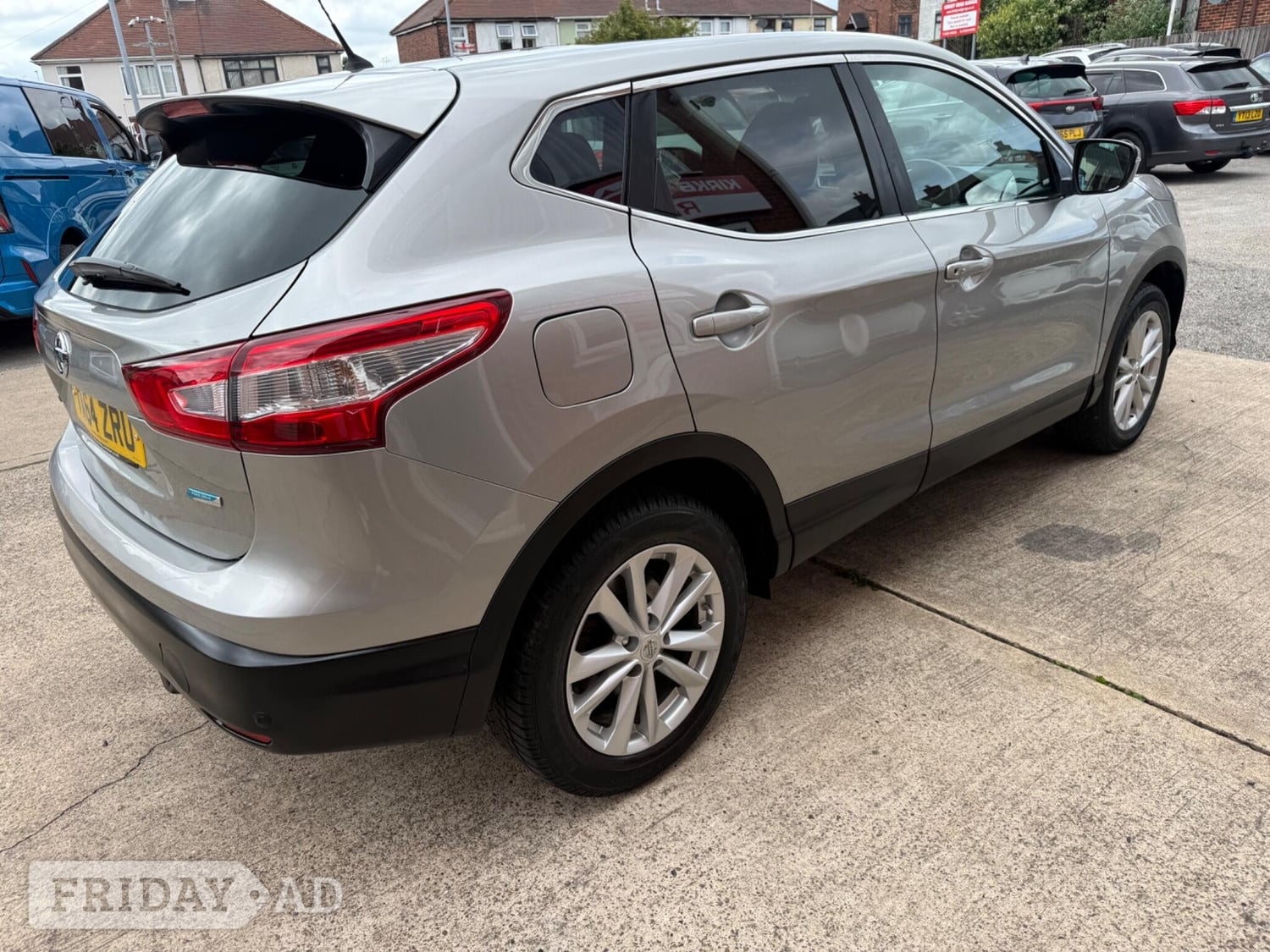 Nissan Qashqai 2015 - Cars in Nottingham