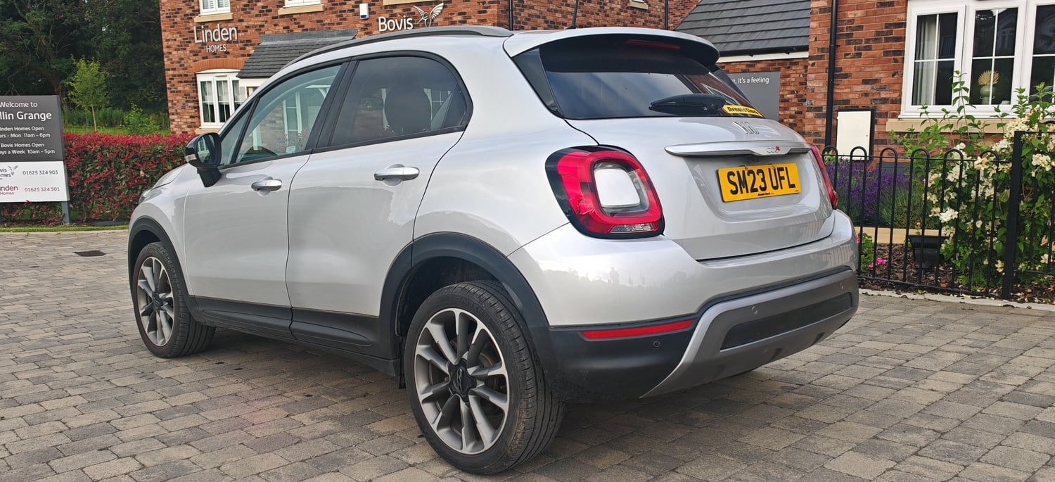 Fiat 500X 2023 - Cars