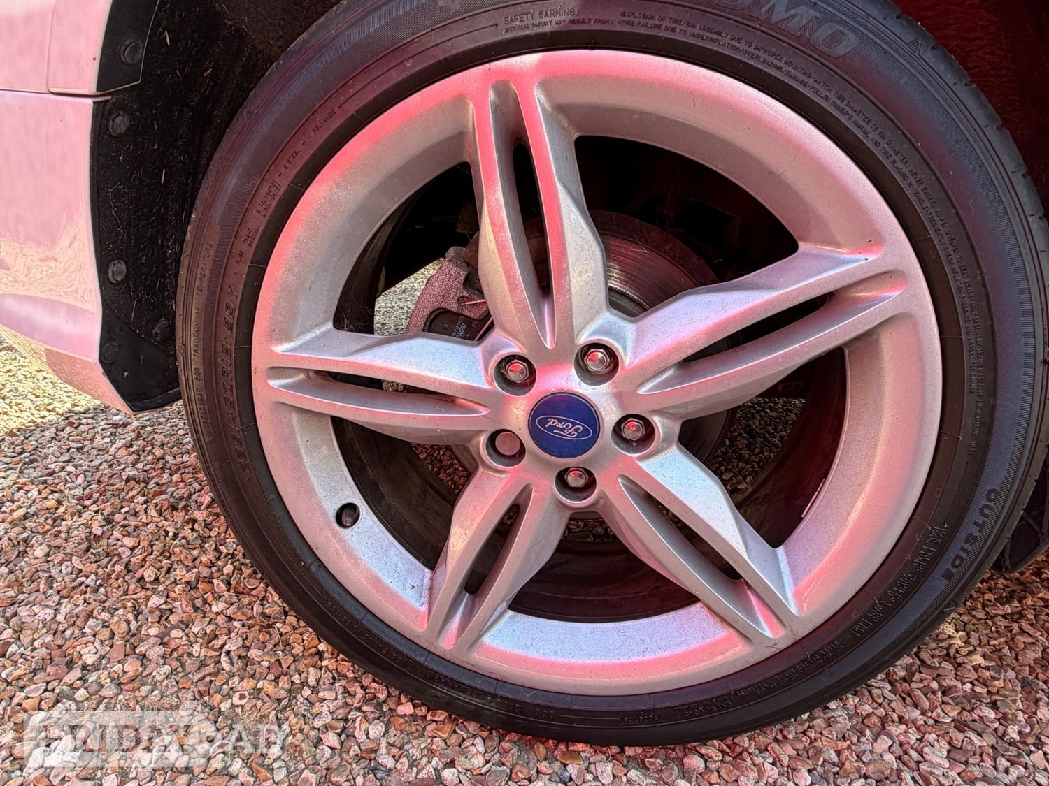 [ berth ]Ford Kuga