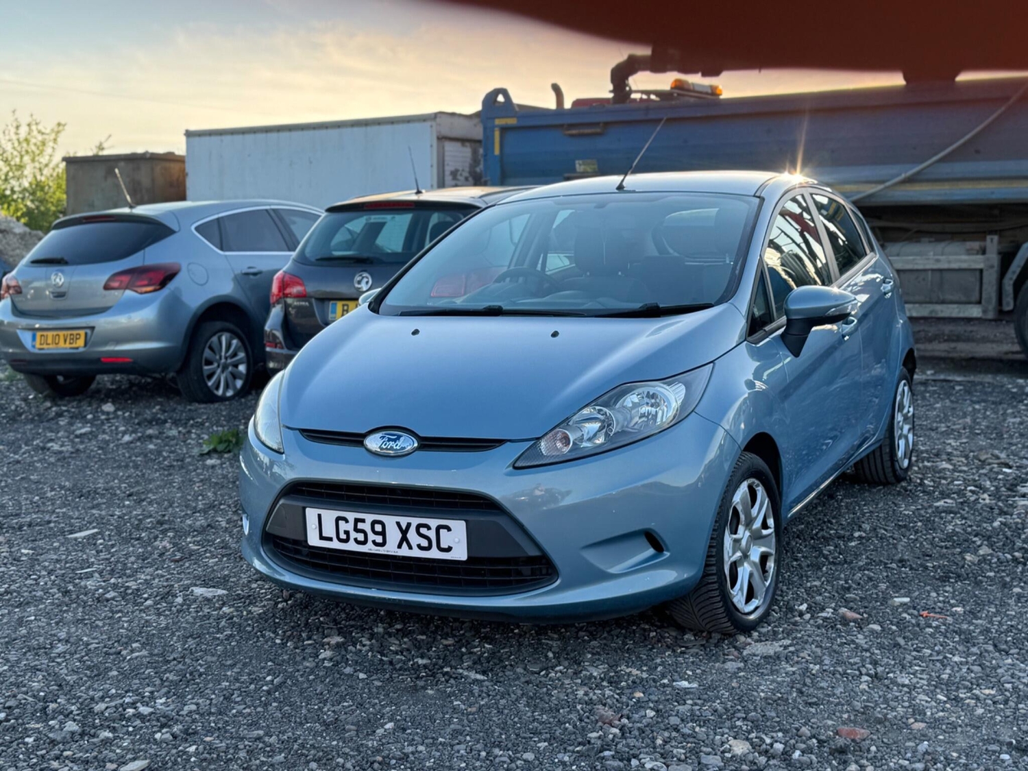 [ berth ]Ford Fiesta
