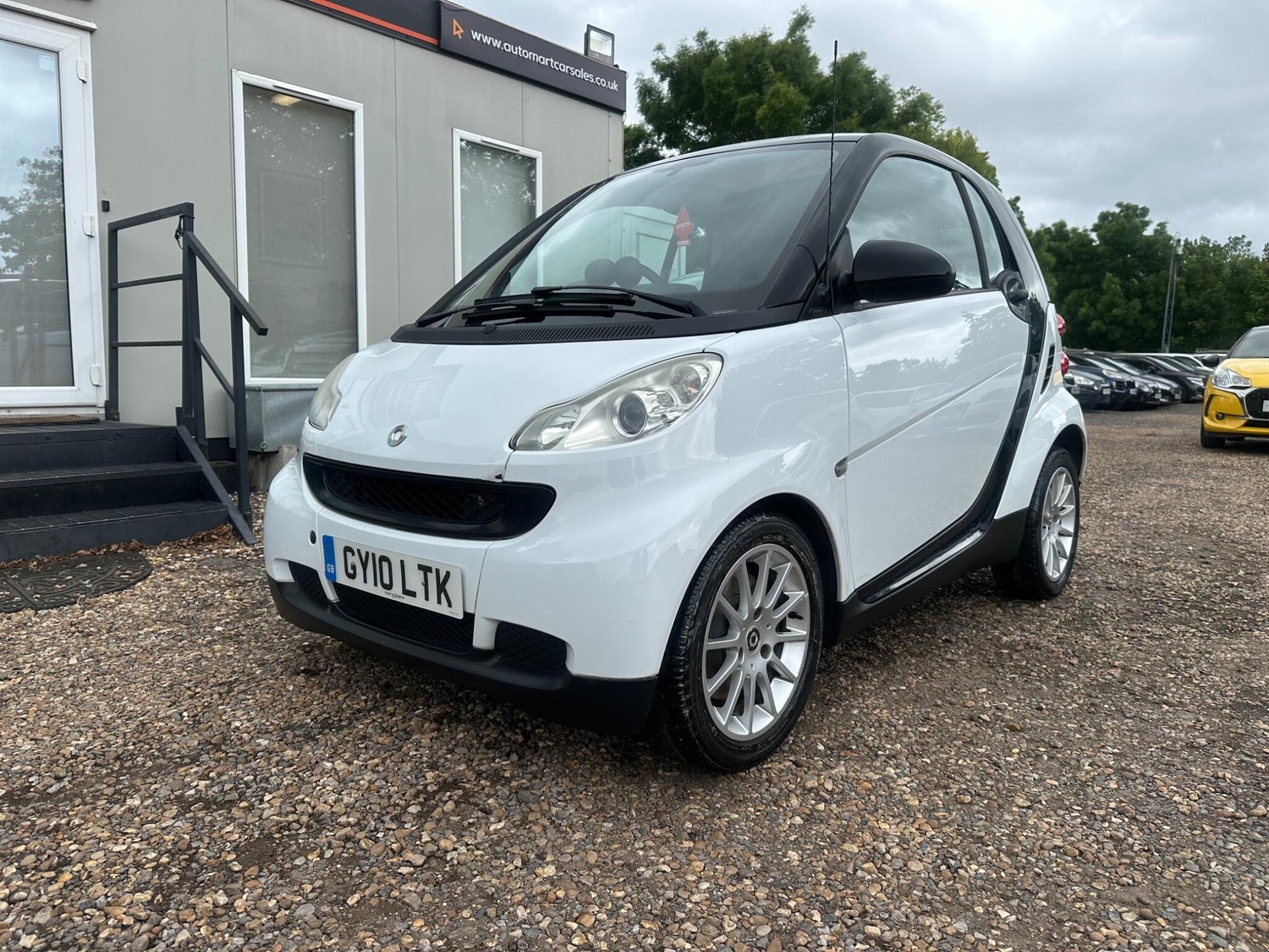 [ berth ]Smart ForTwo
