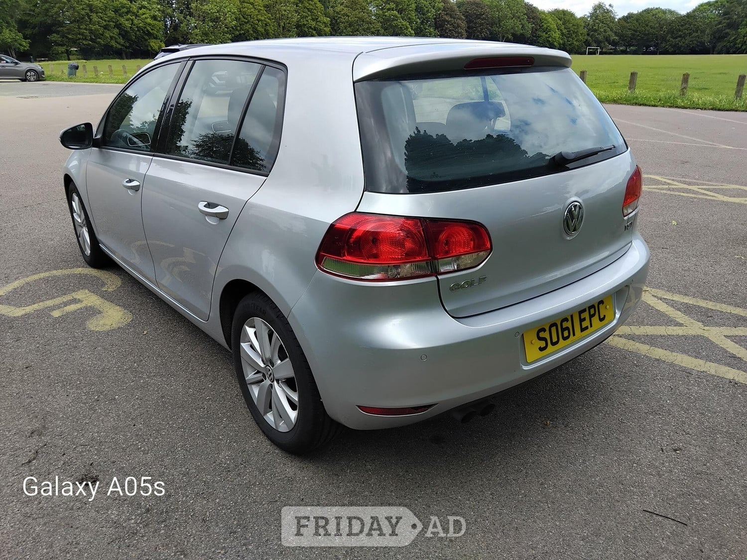 Volkswagen Golf 2011 - Cars