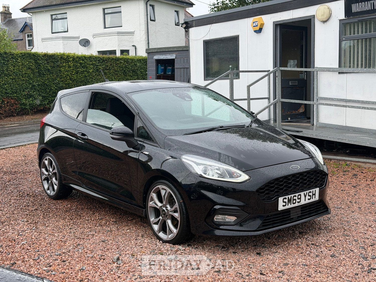 [ berth ]Ford Fiesta