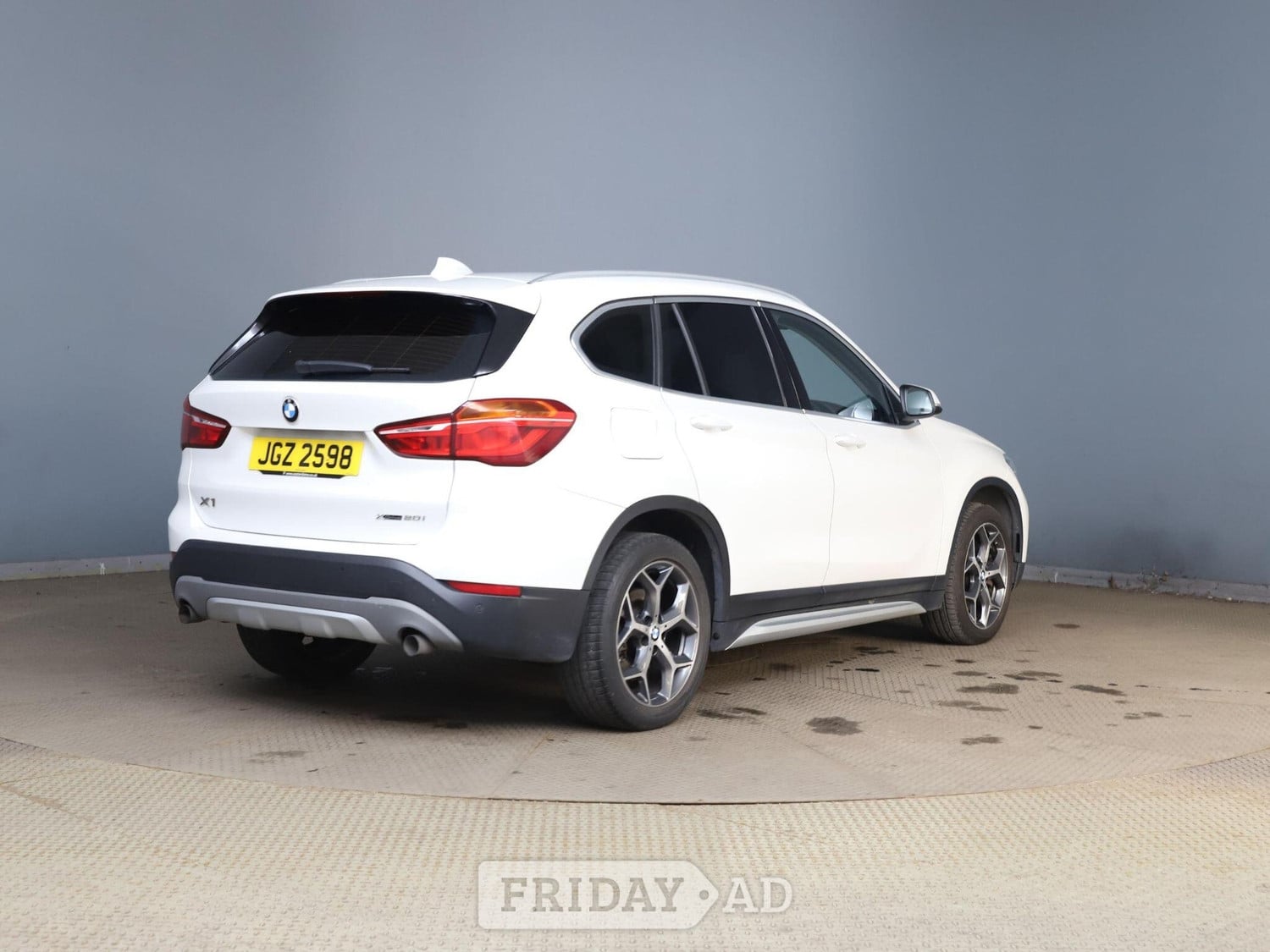 [ berth ]BMW X1