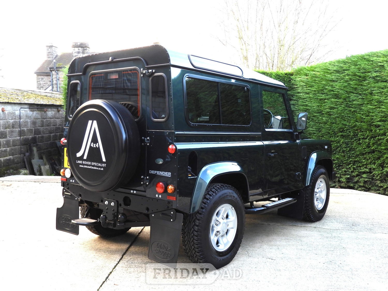 Land Rover Defender 90 2013 - Cars
