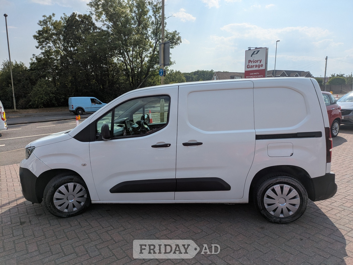 Peugeot Partner 2019 - Vans & Commercial Vehicles in Fareham