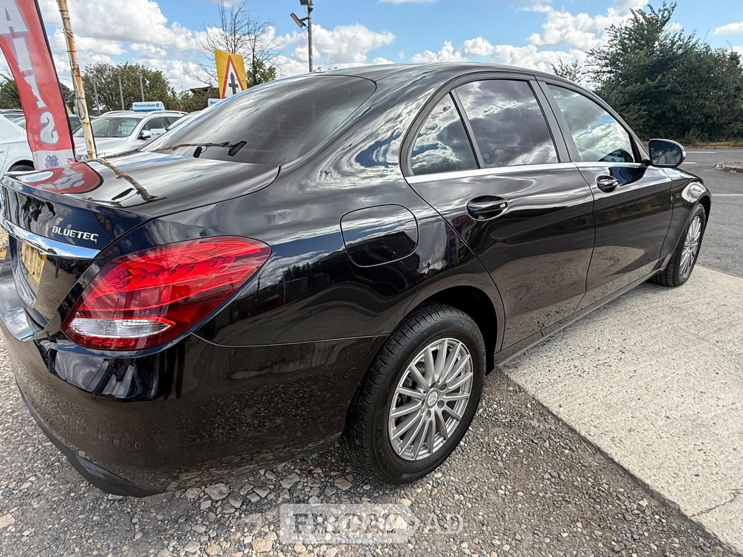 Mercedes-Benz C Class 2015 - Cars in Burford