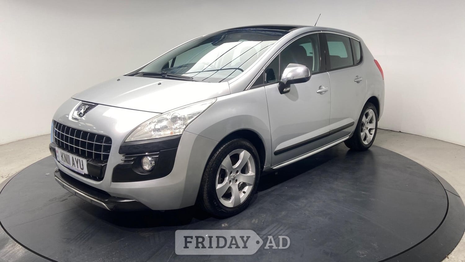 [ berth ]Peugeot 3008