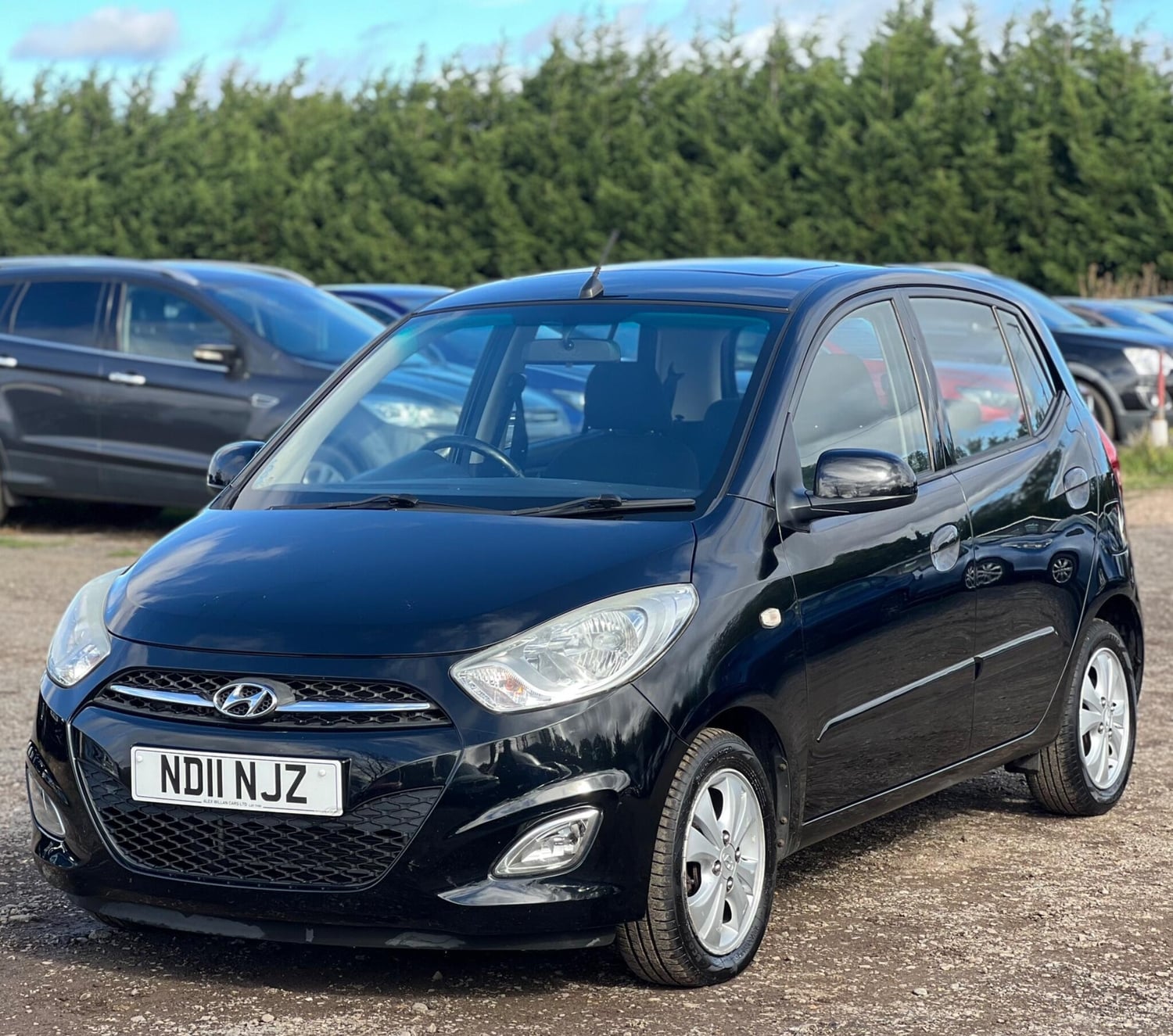 Hyundai i10 2011 - Cars in Milton Keynes