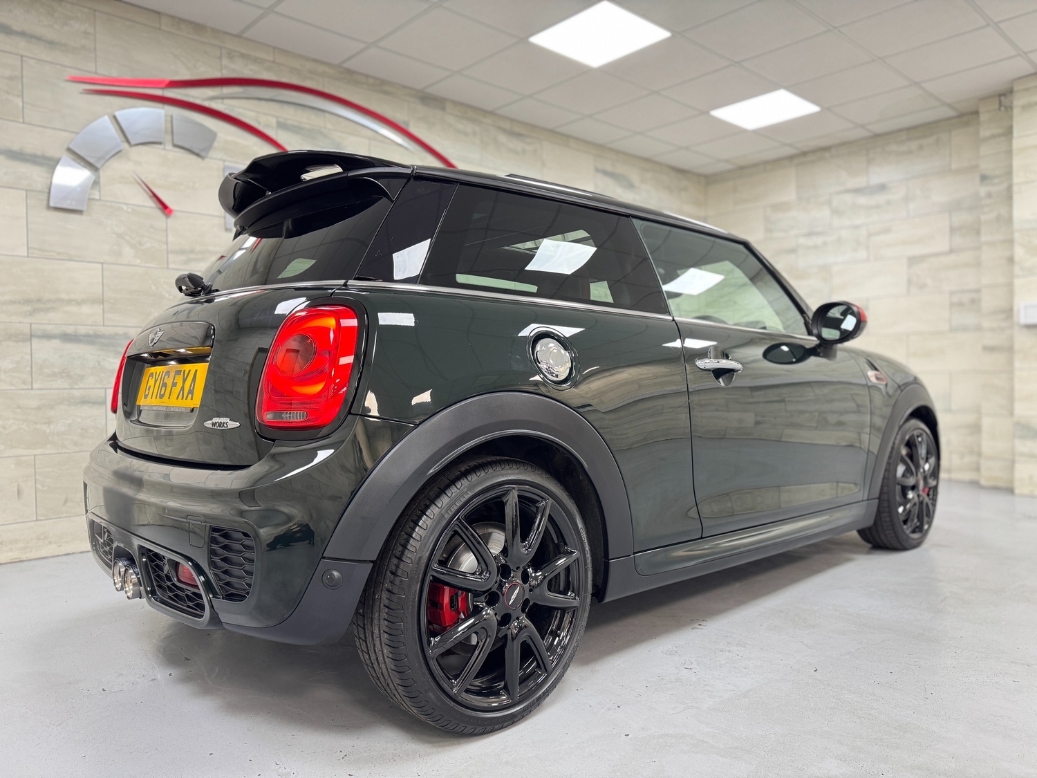 Mini Hatch 2016 - Cars in Loughborough