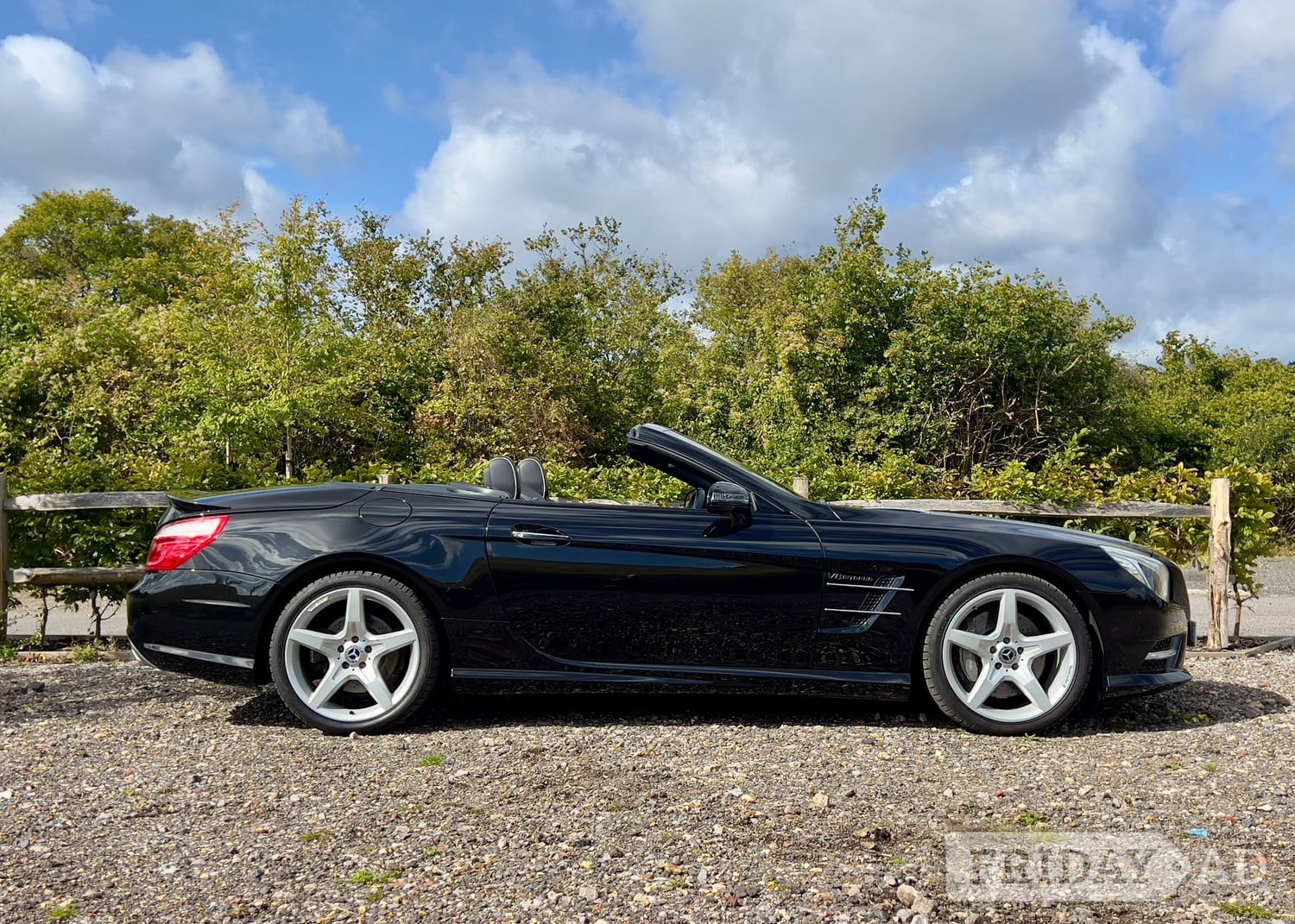 Mercedes-Benz SL Class 2013 in Reigate