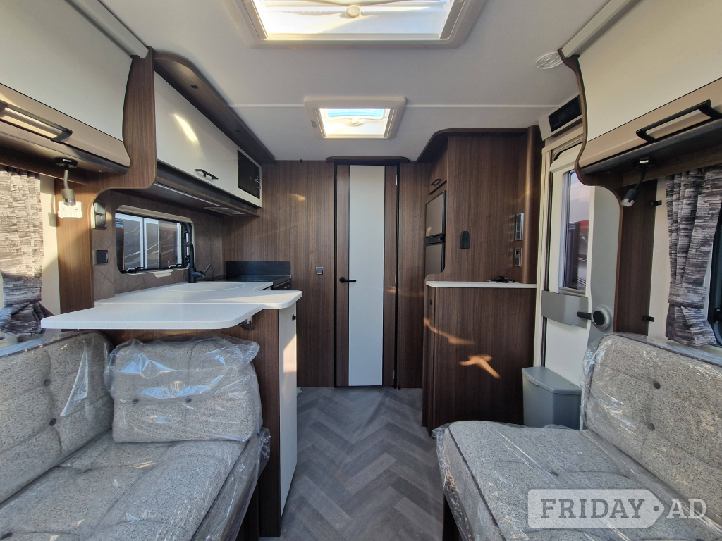 Coachman Laser 865 Xtra Highbridge