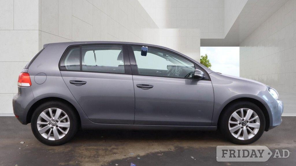 Volkswagen Golf 2012 - Cars