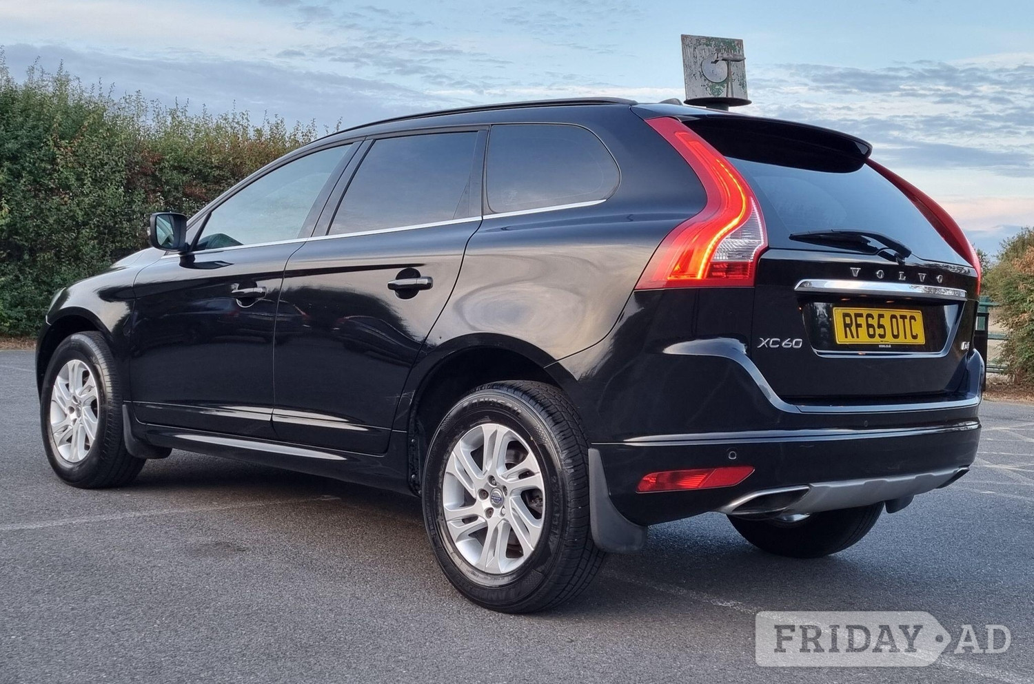 Volvo XC60 2015 - Cars in Windsor