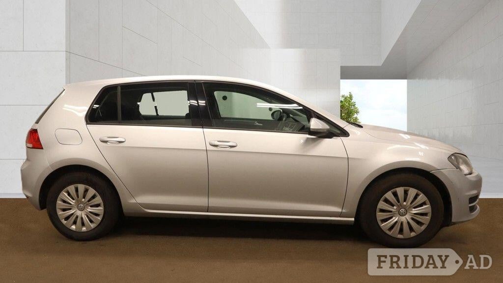Volkswagen Golf 2013 - Cars