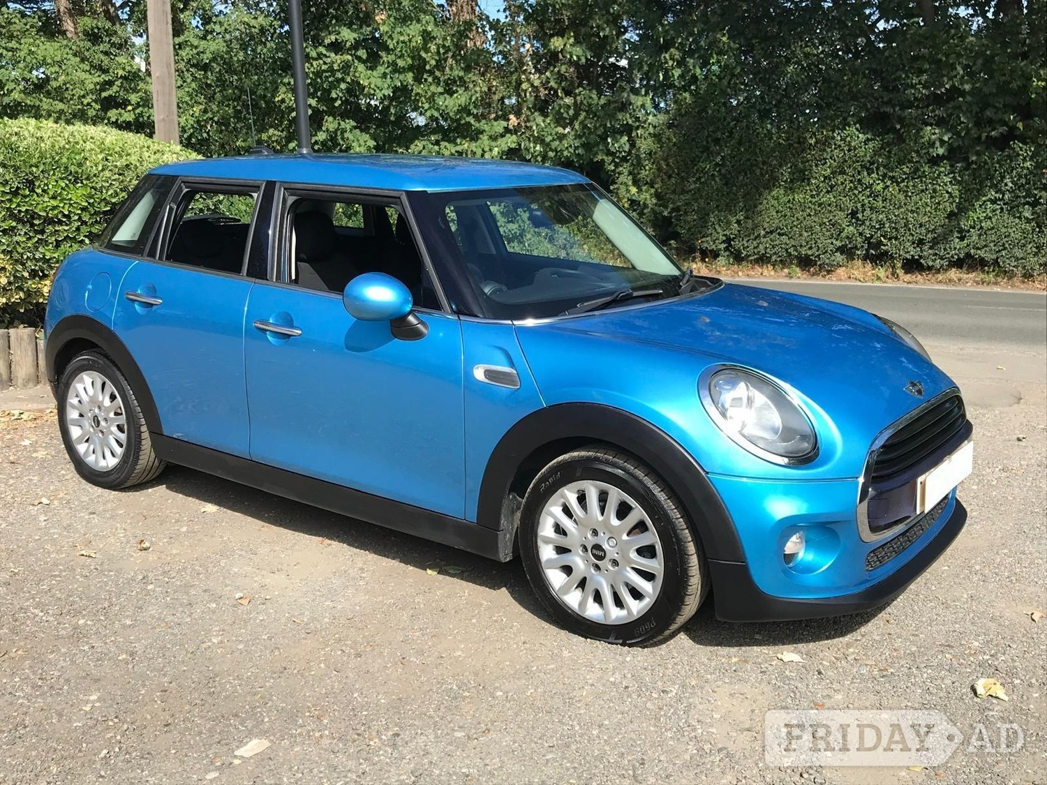 [ berth ]Mini Hatch
