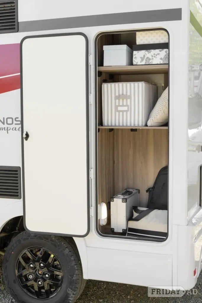 Roller Team 590 Kronos Compact 2026 for sale - Motorhomes & Caravans in Llanelli