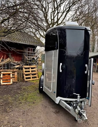 Ifor Williams HBX511  Horse Trailer