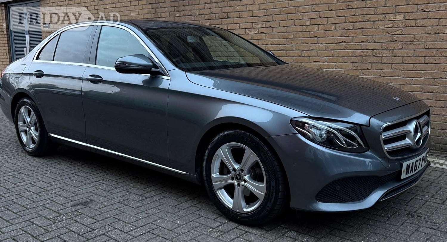 [ berth ]Mercedes-Benz E Class