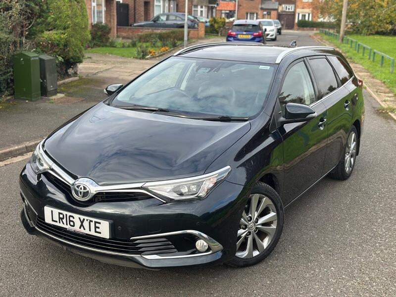 Toyota Auris 2016 - Cars