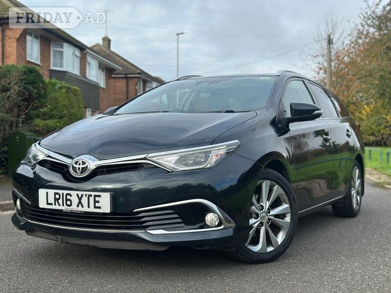 Toyota Auris 2016 - Cars in Luton
