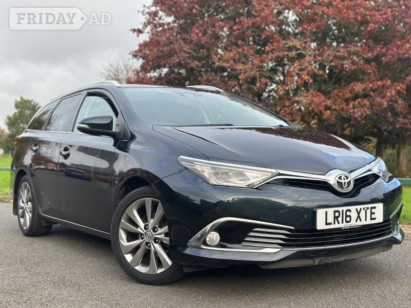 Toyota Auris 2016 in Luton