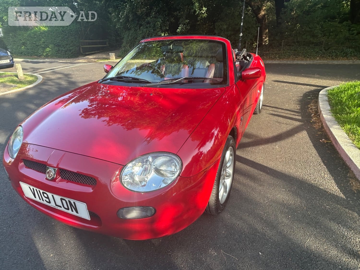 MG MGF 2000 in Southampton