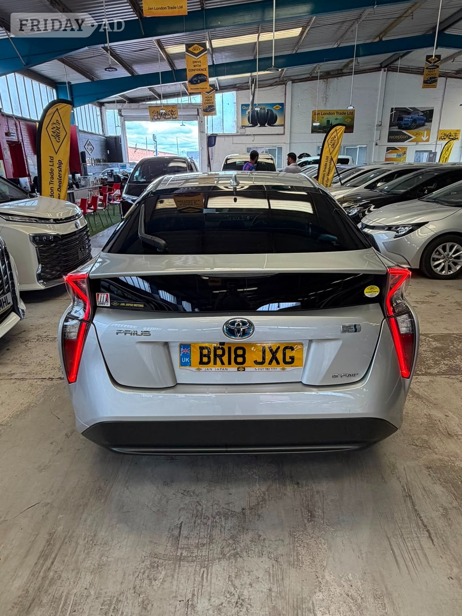 [ berth ]Toyota Prius