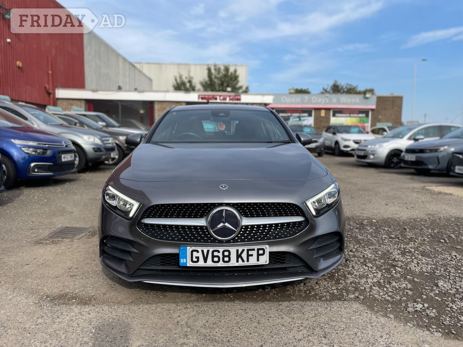 [ berth ]Mercedes-Benz A Class