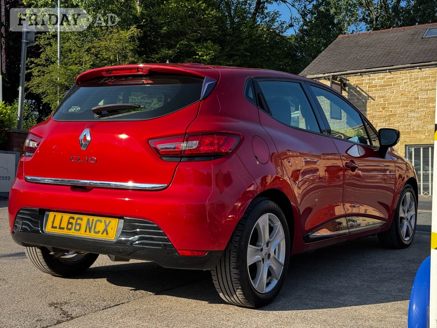 Renault Clio 2016 - Cars