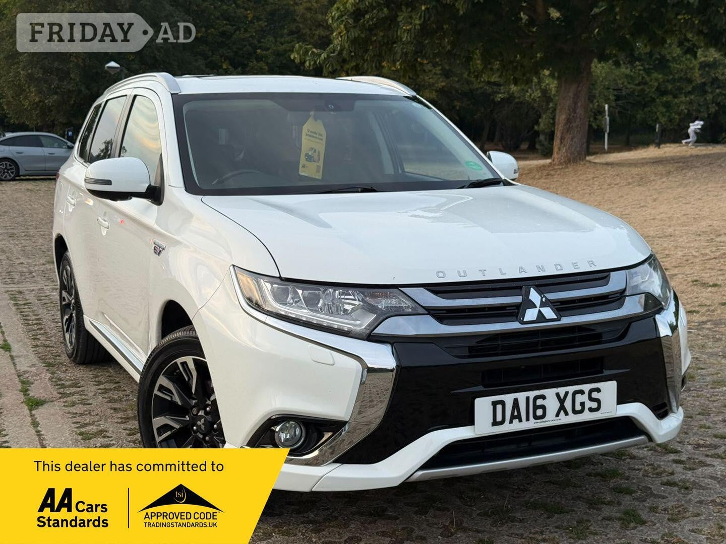 Mitsubishi Outlander 2016 in Swanley