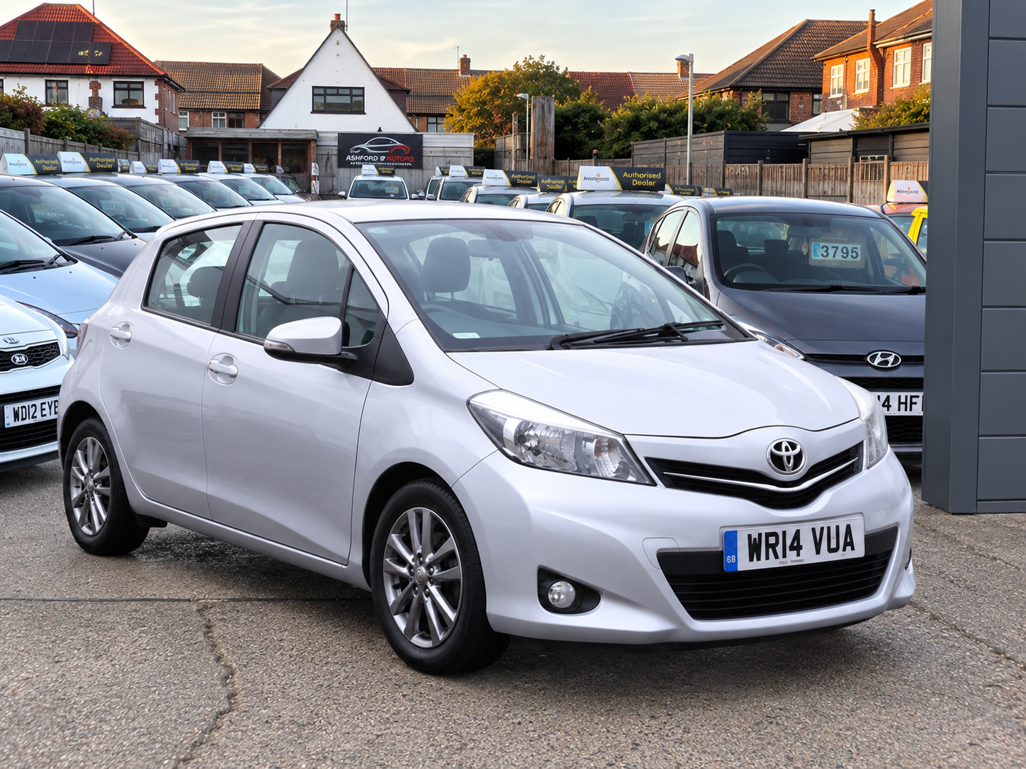 [ berth ]Toyota Yaris