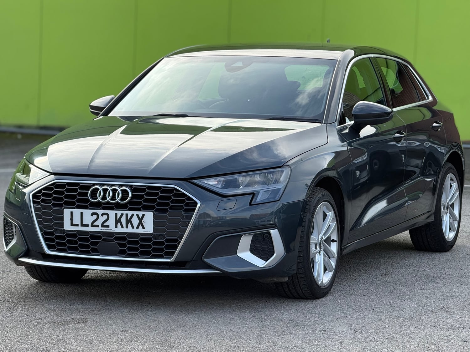 [ berth ]Audi A3