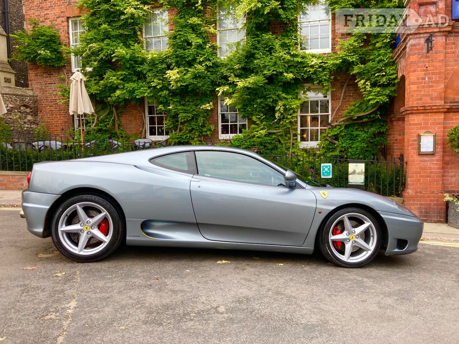 [ berth ]Ferrari 599