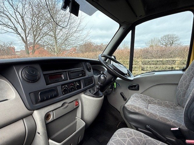 Can-Van professional conversion  Renault Horsebox - Trailers & Horseboxes in Banbury