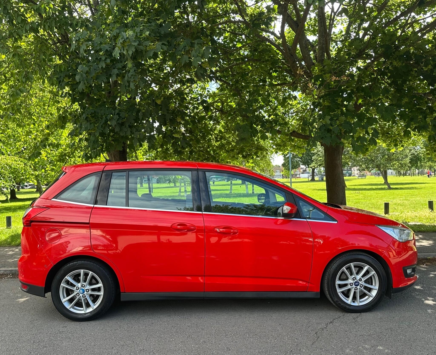 Ford Grand C-MAX Slough