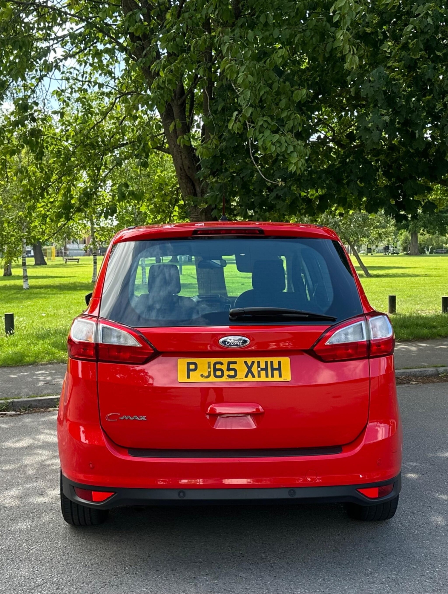 Ford Grand C-MAX 2016 - Cars in Slough
