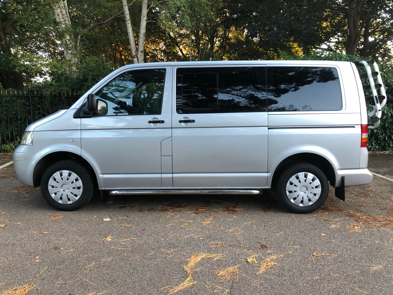 Volkswagen Transporter 2009 - Vans & Commercial Vehicles